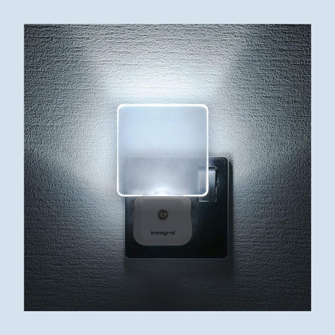 Integral LED Dusk to Dawn Sensor Night Light